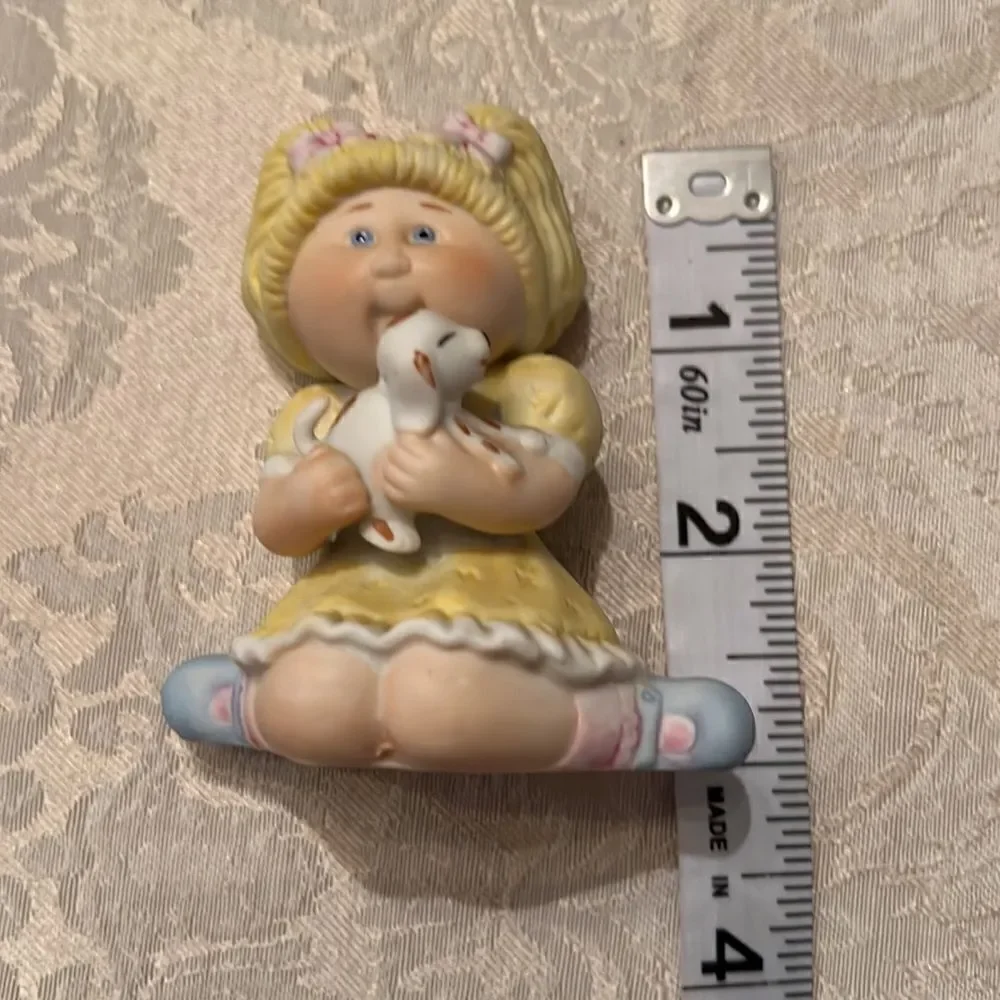 Vintage 1984 Cabbage Patch “special thoughts for special people” figurine EVC